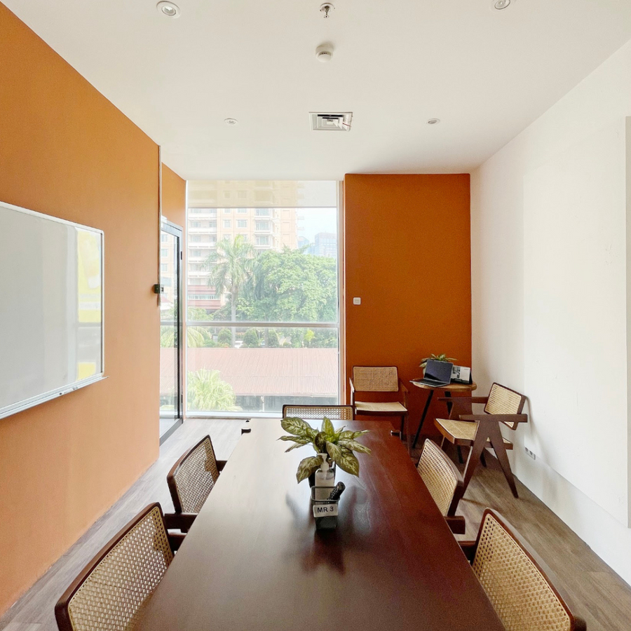 6 pax Meeting Room/Day