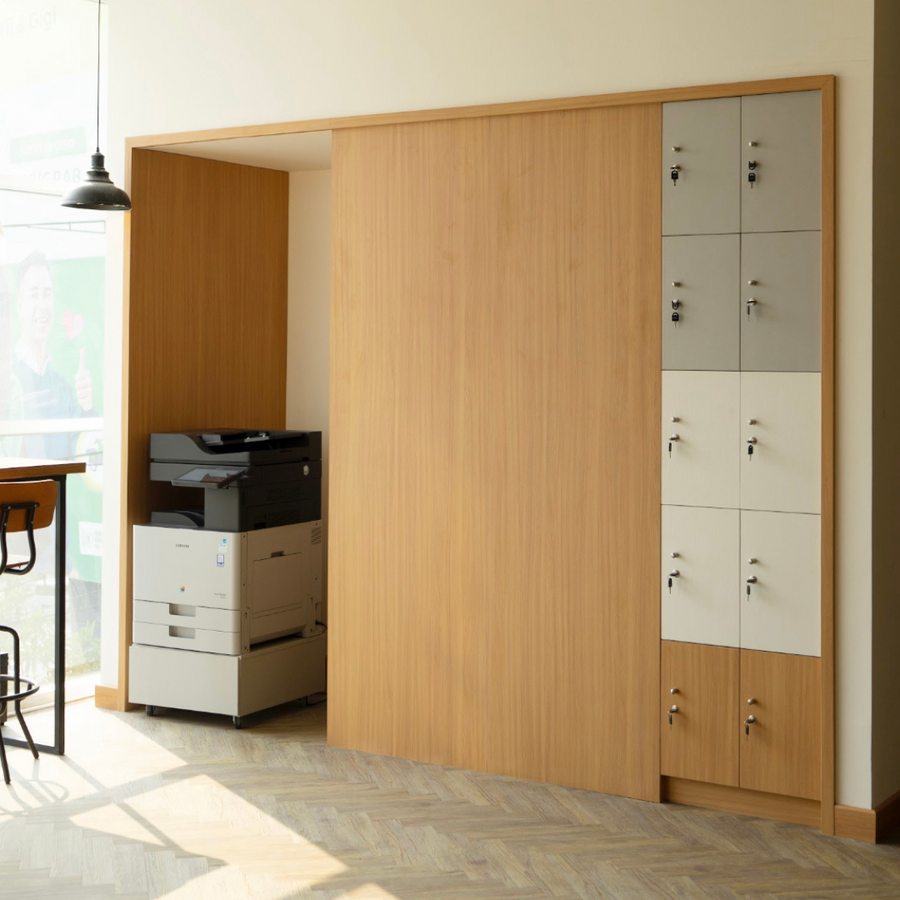 6 pax Meeting Room/Day